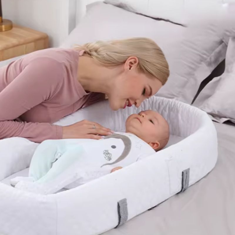 Lit de Voyage pour Bebe | NestAway - Gris