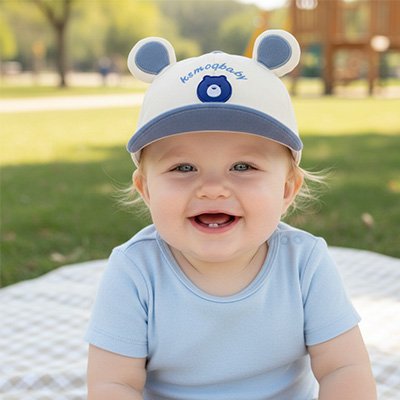 Casquette anti uv bebe